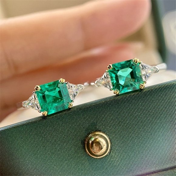 Emerald Ring, Green Stone Ring, Promise Ring, Birthstone Ring, Bling Ring - Picture 2 of 7